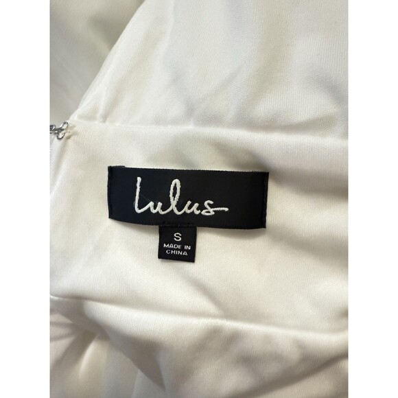 👰♀️ NWT Lulu’s White Chiffon Maxi Dress – Deep V-Neck, Side Slit – Size S - Picture 3 of 7